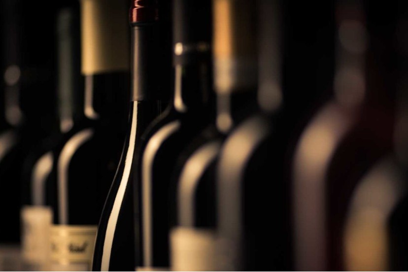 Garrafa de Vinho: Tamanho  Documento?