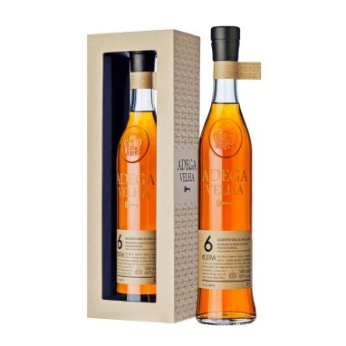 Aguardente Adega Velha 6 Anos Reserva